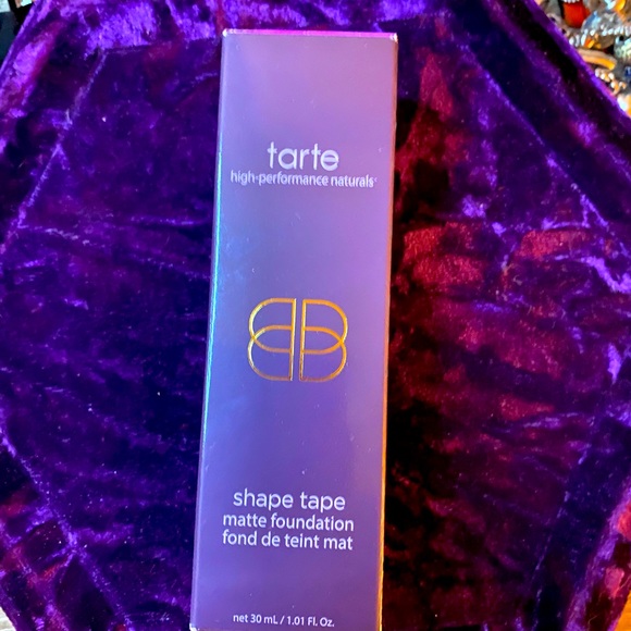 Tarte shape tape foundation